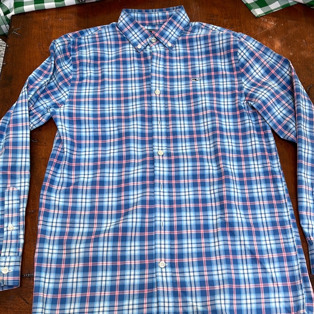 Vineyard Vines Button Down Shirt